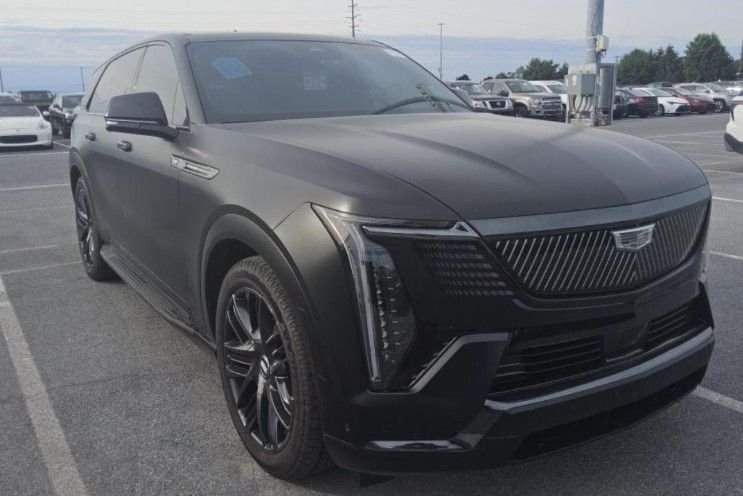 cadillac escalade iq 2025 1GYTEFKLXSU103876 image cadillac escalade iq 2025 1GYTEFKLXSU103876 image